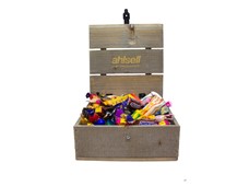 Produktbild Trälåda med påskgodis i drivved – Liten, 800 g